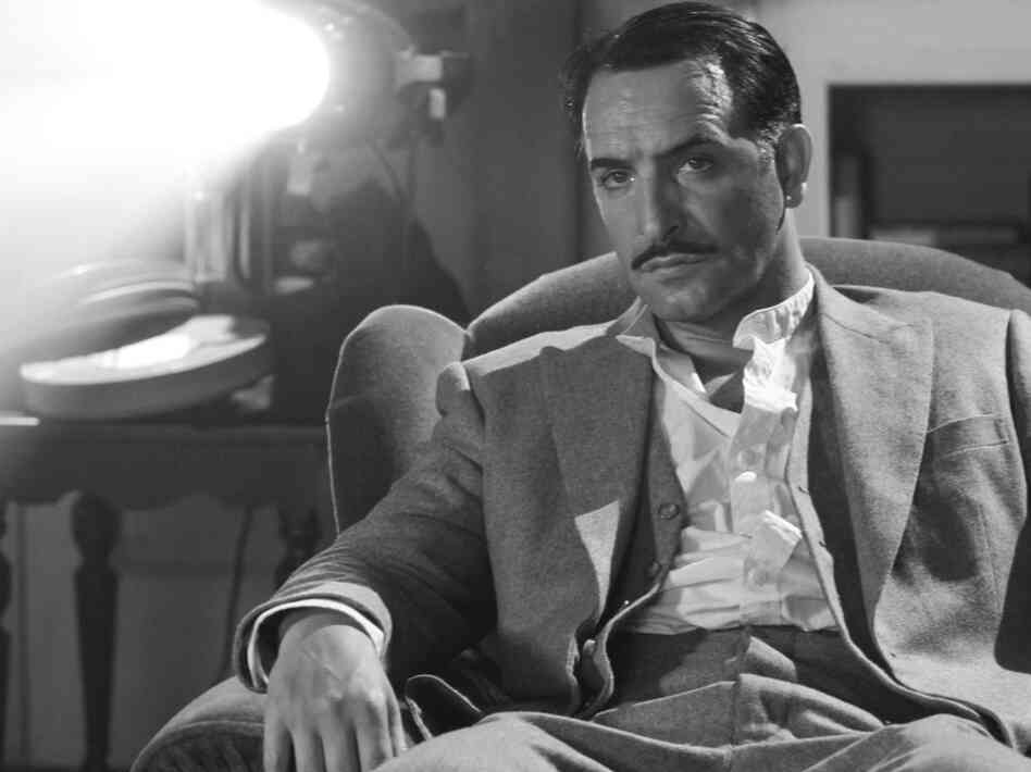 A silent-era superstar when we meet him, George Valentin (Jean Dujardin) struggles to keep up after Hollywood falls in love with sound. 
