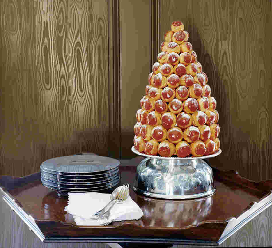 Croquembouche