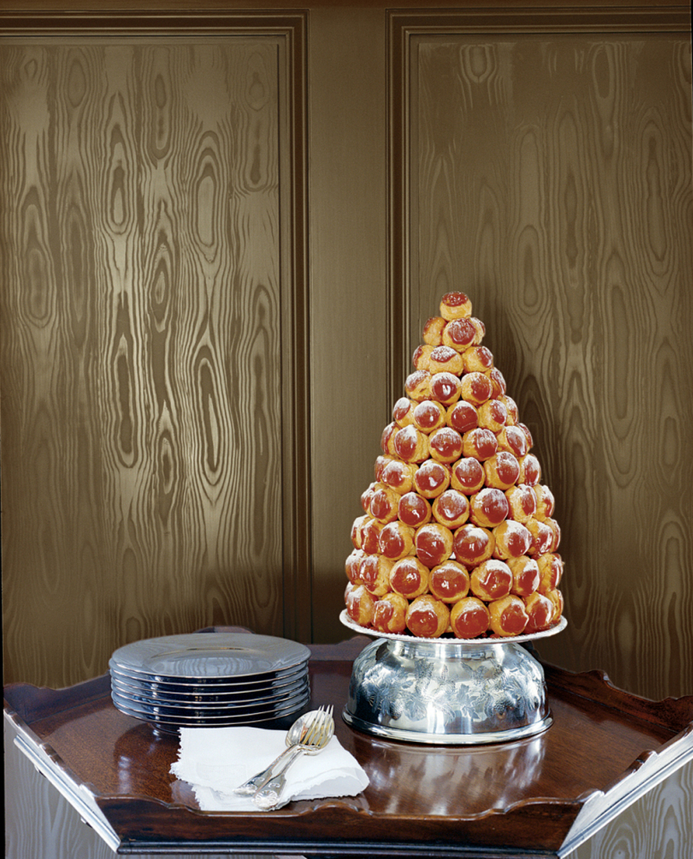 Croquembouche
