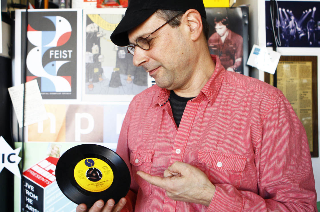 Bob loves vinyl, kind of.