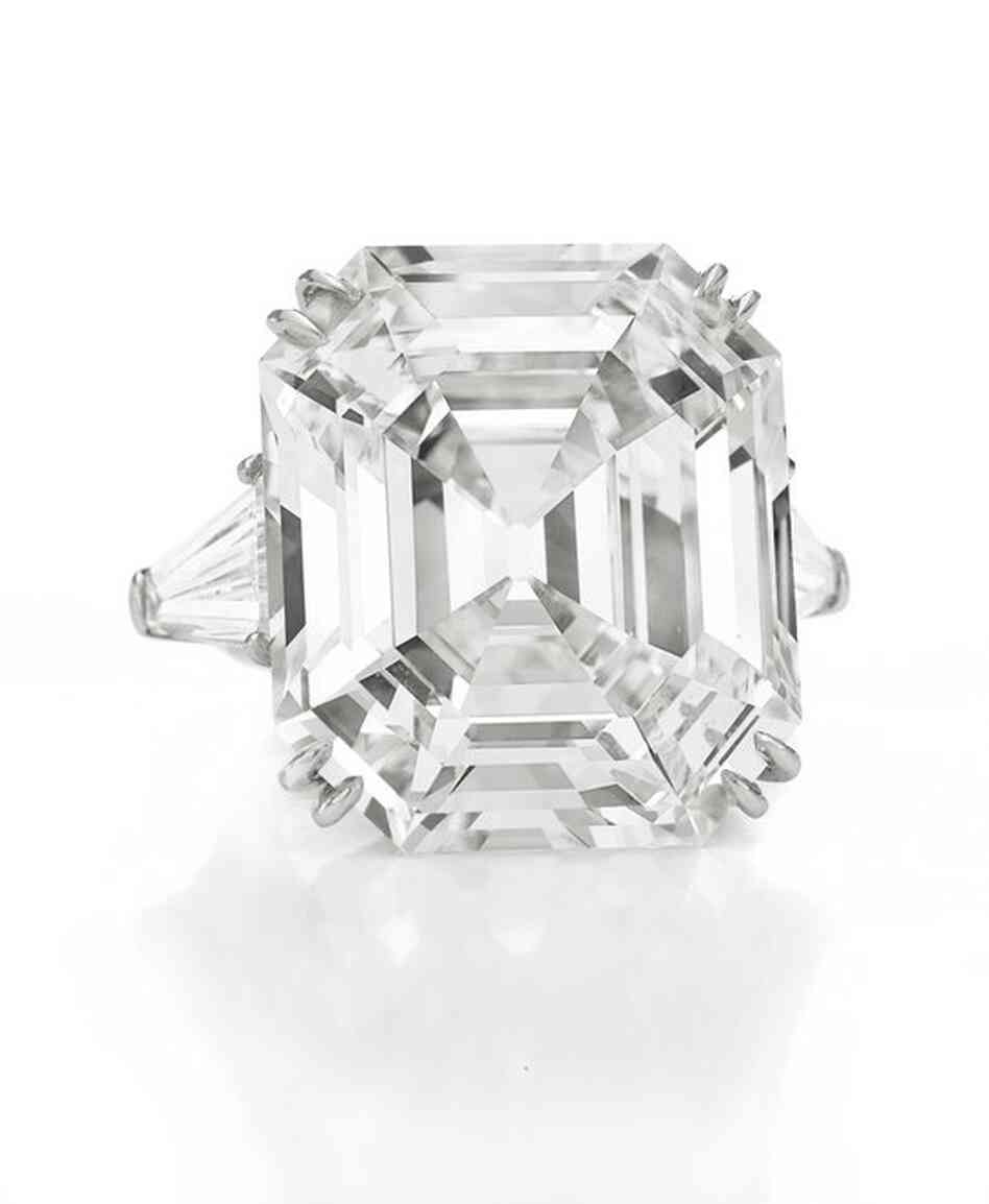 Known as "The Elizabeth Taylor Diamond," this 33.19-carat diamond was a gift from Richard Burton in May 1968. It's estimated to be worth between $2.5 and 3.5 million.