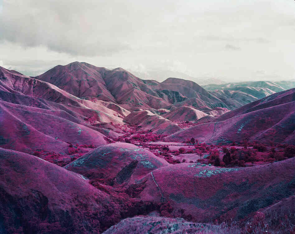 Nowhere To Run, 2010The mountains of South Kivu in eastern Congo are rich in rare minerals like gold, cassiterite, and coltan, which are extracted by miners who must frequently pay taxes to local rebels, many of them from neighboring Rwanda.