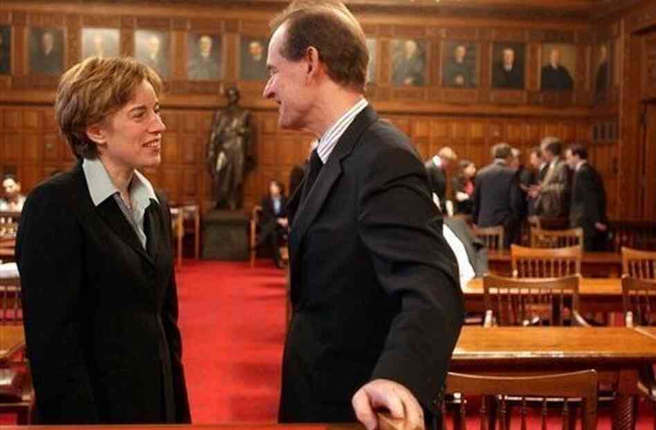 Caitlin J. Halligan, then a lawyer for New York State, and attorney David Boies spoke in the Court of Appeals in Albany in 2005. On Tuesday, Senate Republicans blocked Halligan's nomination to the U.S. Court of Appeals for the District of Columbia. Caitlin J. Halligan, then a lawyer for New York State, and attorney David Boies spoke in the Court of Appeals in Albany in 2005. On Tuesday, Senate Republicans blocked Halligan's nomination to the U.S. Court of Appeals for the District of Columbia.