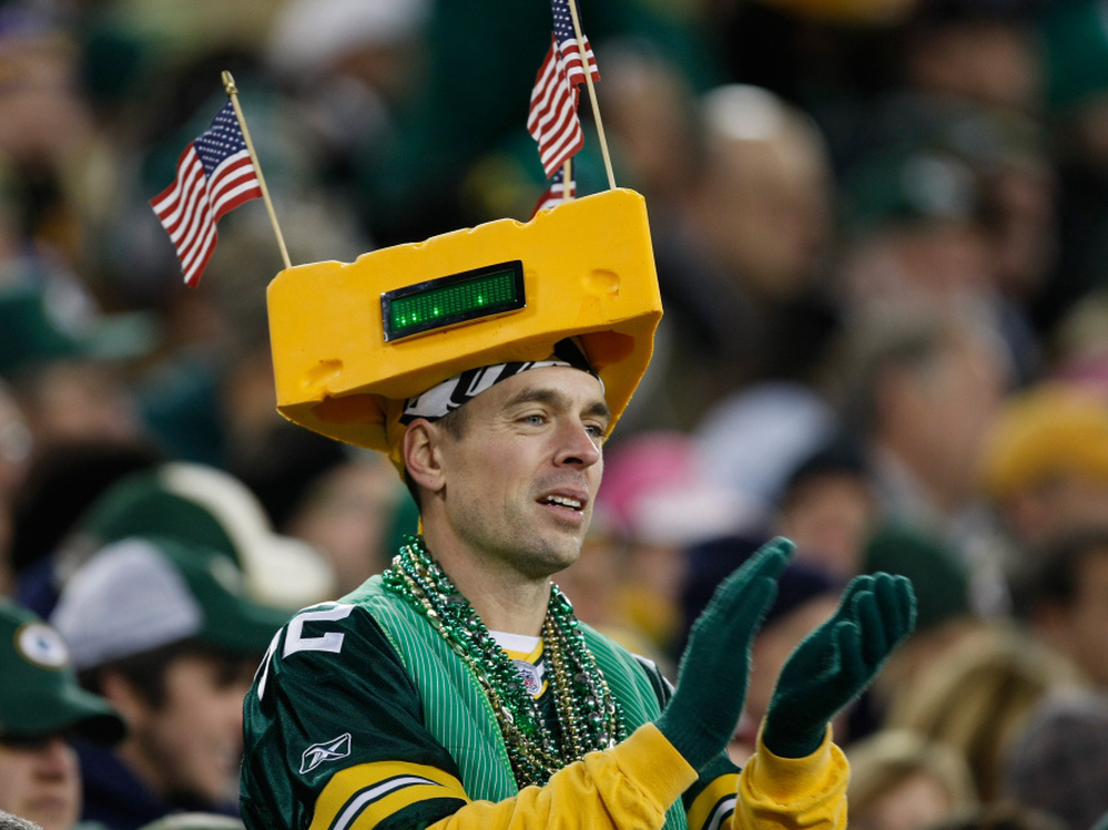 Packers fans do love their team. 