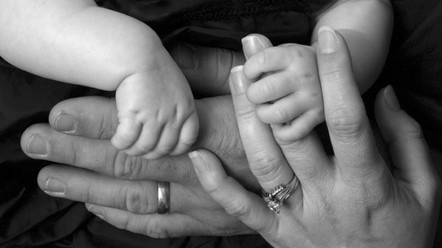  A survey identifies traits, like generosity, that help couples buck the trend toward marital discord once baby arrives. 