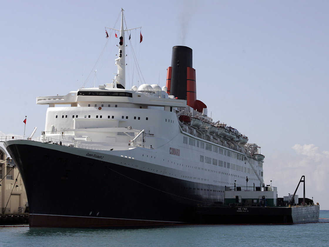 In early 2007, health officials boarded the Queen Elizabeth 2 (seen here in Honolulu) to investigate a stomach flu outbreak that sickened more than 300 people.