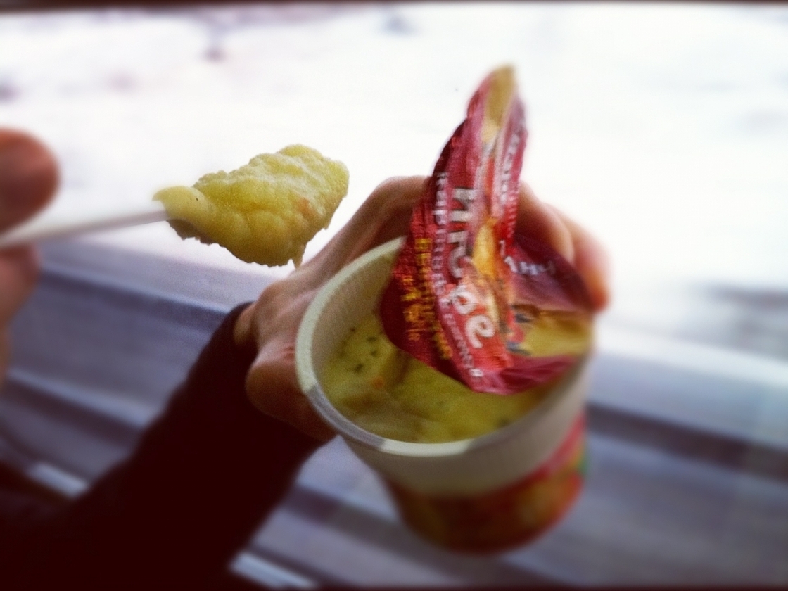 A delicious and tasty Sunday brunch of instant potatoes.