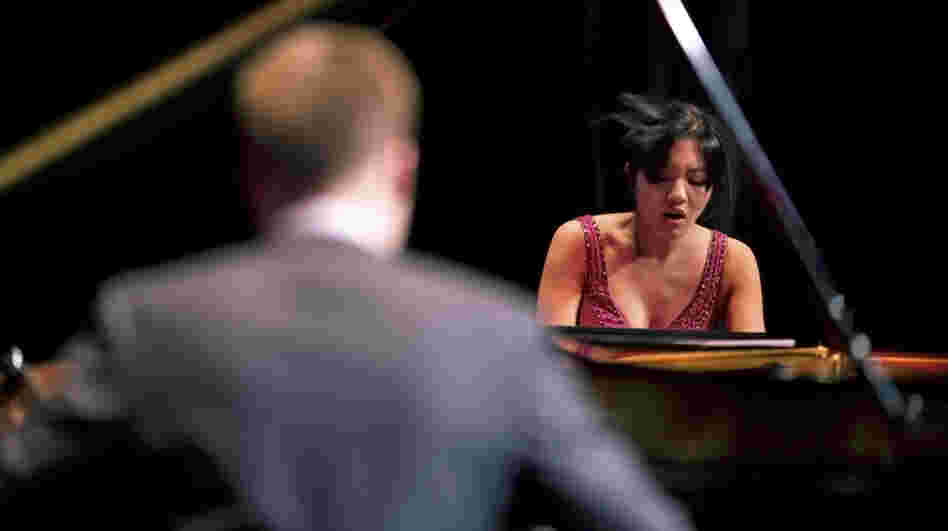 Greg Anderson and Elizabeth Joy Roe (right) take on everything from Michael Jackson to Mozart on When Words Fade.