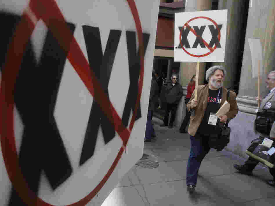 Members of the adult entertainment industry and its trade groups gathered in San Francisco in March to oppose the creation of a separate Internet address for adult entertainment websites.
