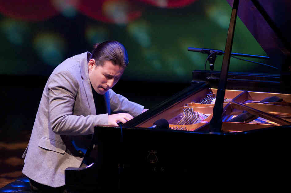Alfredo Rodriguez.