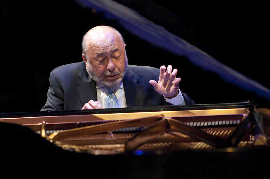 Eddie Palmieri.