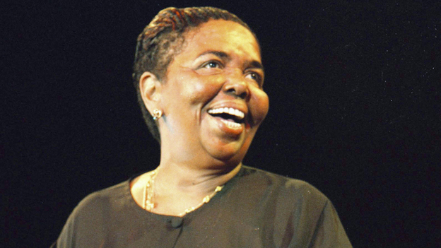 Cesária Évora performing in Amsterdam in 2000.