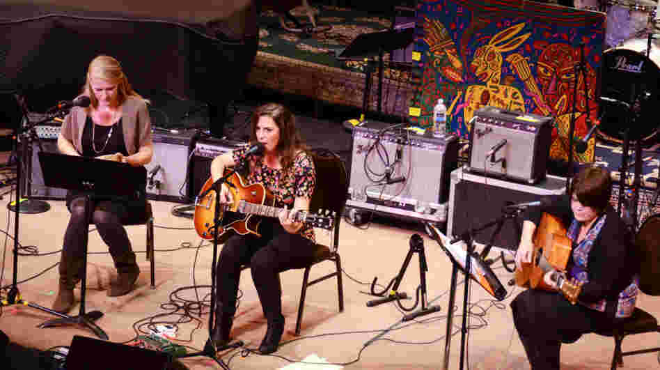 Sarah Siskind on Mountain Stage.