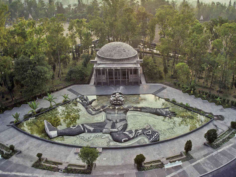 Diego Rivera's fountain of the Aztec rain god Tlaloc is a pumping station in Mexico City's municipal water system. It fell into disrepair for some time, but has recently been restored.