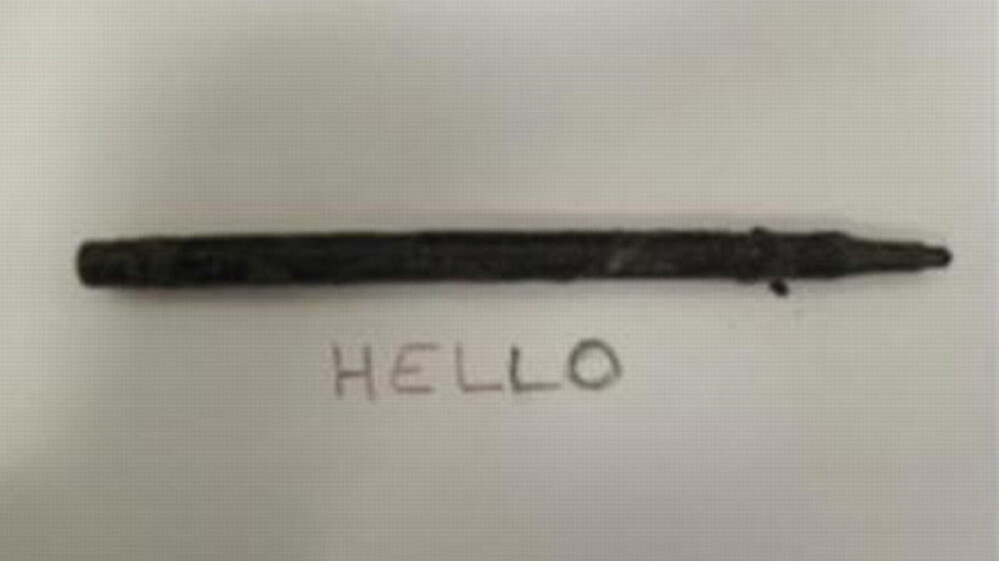 A pen removed from a woman's stomach after 25 years still works.