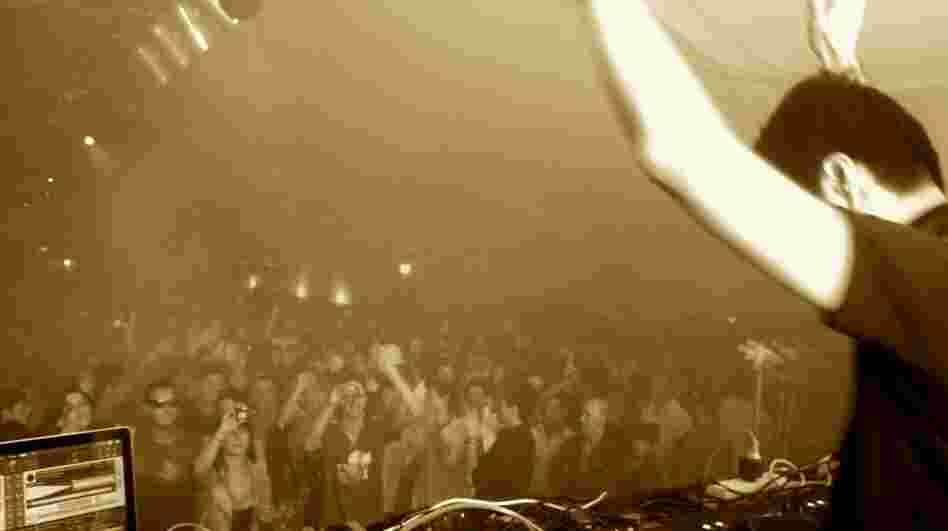 Matthew Dekay closes a party.