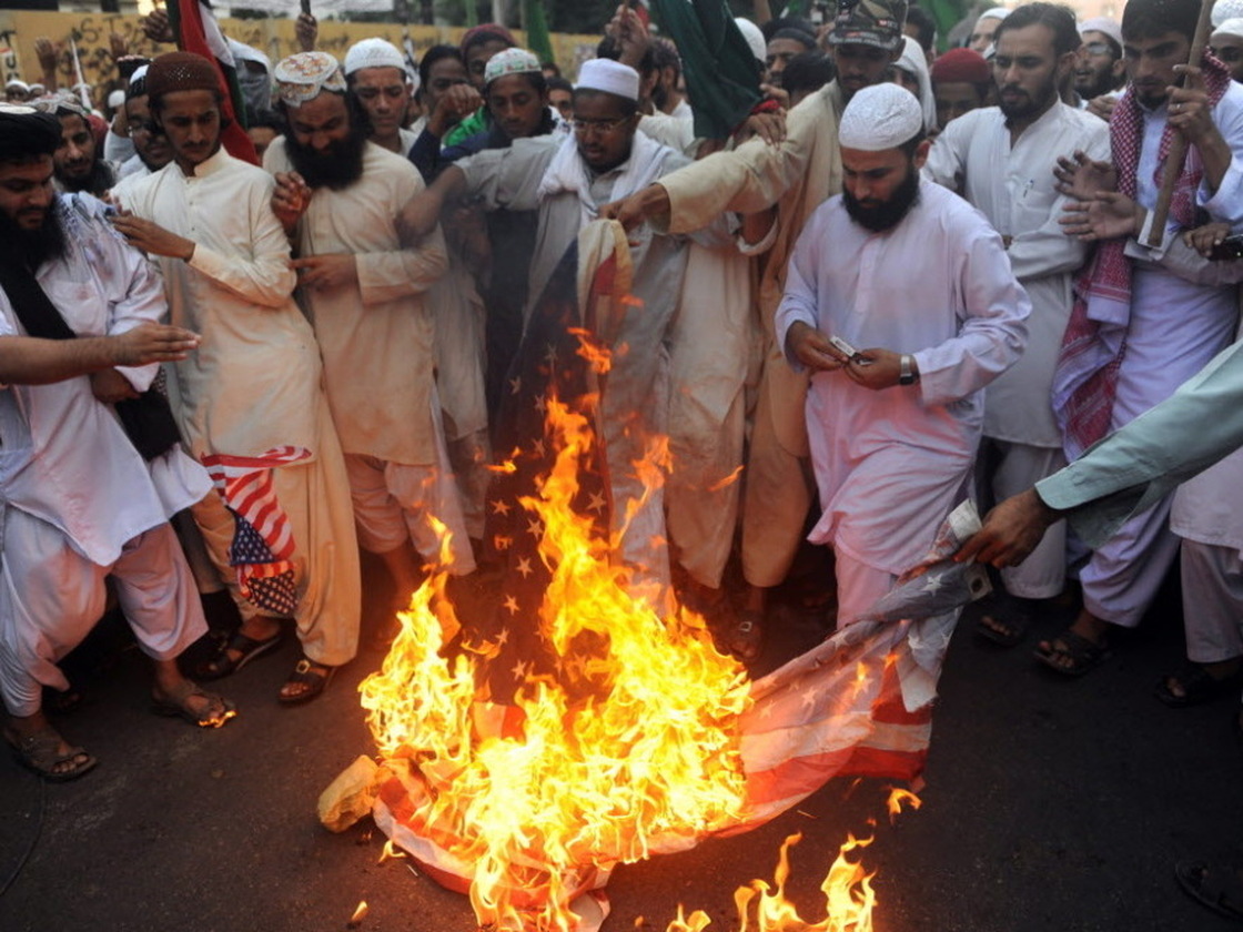 Protesters in Karachi, Pakistan, burned an American flag earlier this month to express their anger over the airstrikes that killed 24 Pakistani soldiers.