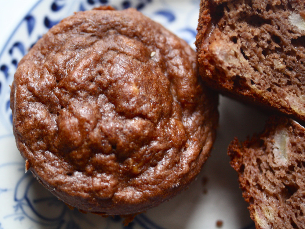 Banana-Cocoa Muffins