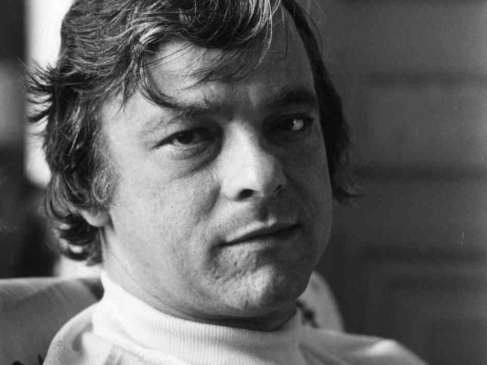 Stephen Sondheim in 1974, the year after the premiere of his A Little Night Music, which includes "Send in the Clowns."