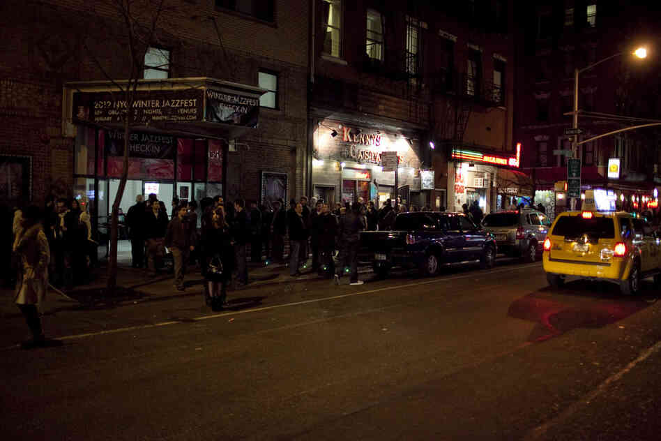 Long waits to enter venues and to purchase/pick up tickets at Winter Jazzfest caused pileups of foot traffic.