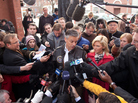 Former Utah Gov. Jon Huntsman speaks to reporters before a campaign stop in Concord, N.H. In interviews, Huntsman has said that his goal in New Hampshire is to "beat market expectations." Former Utah Gov. Jon Huntsman speaks to reporters before a campaign stop in Concord, N.H. In interviews, Huntsman has said that his goal in New Hampshire is to "beat market expectations."