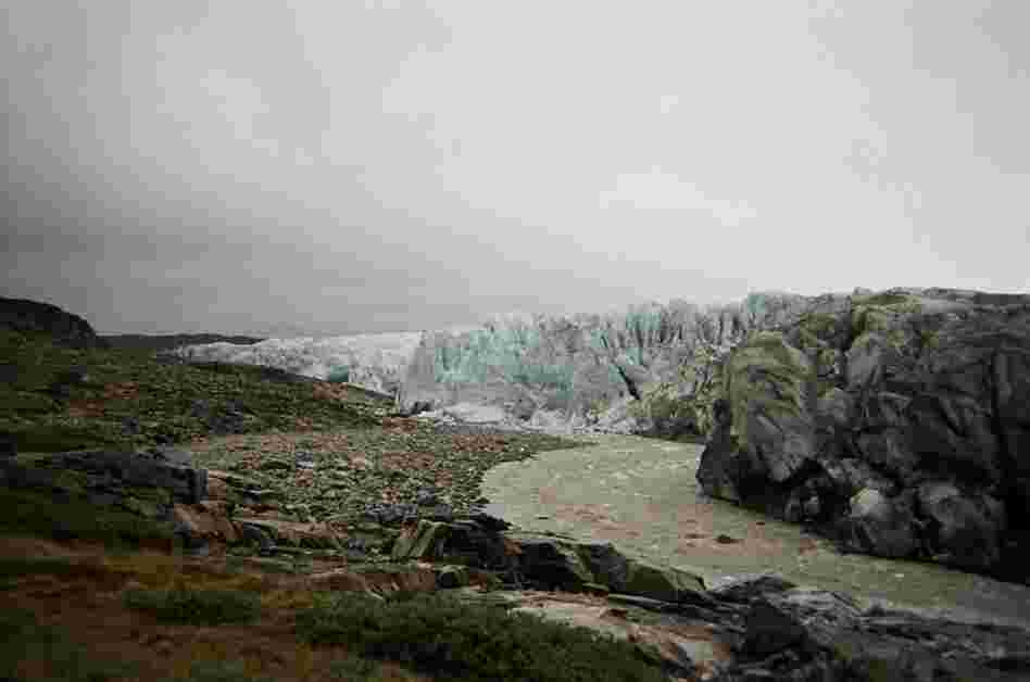 Camera 162: Another photo from Sally R's cameras on the ice sheets of Greenland.