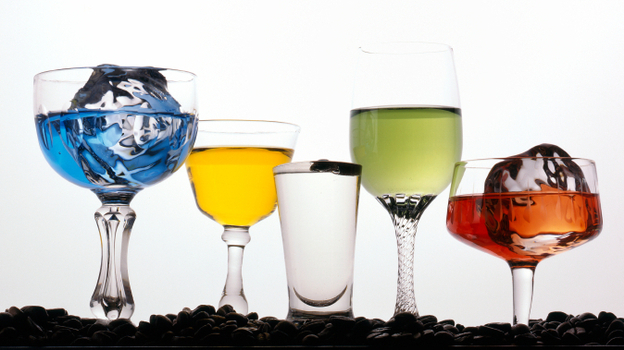 A man who has five drinks or more at one sitting is bingeing. (iStockphoto.com)