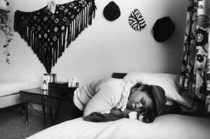 Rhythm and blues singer Etta James playing with her kitten at the hospital in 1974 where she was in therapy for a drug addiction.