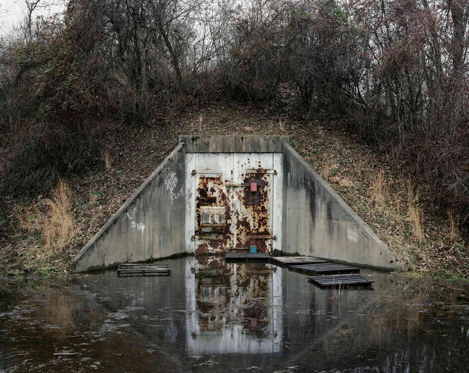 No Alternative Text