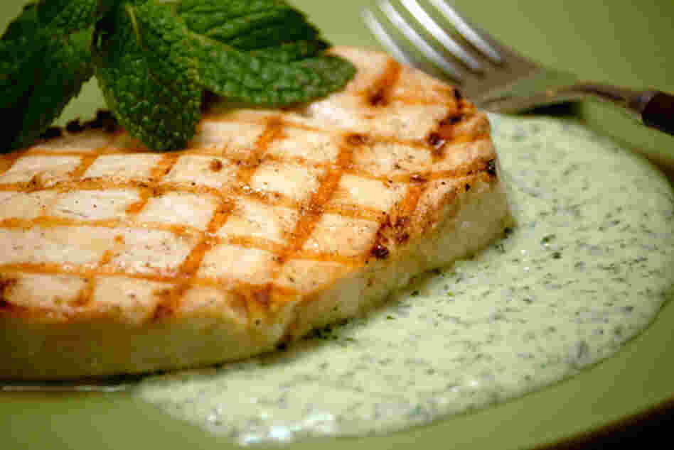 Grilled Swordfish With Spicy Yogurt Sauce Grilled Swordfish With Spicy Yogurt Sauce