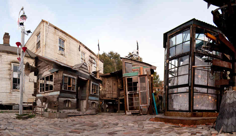 The sound sculptures that make up The Music Box were constructed from the materials of an 18th-century Creole cottage that stood on this site in New Orleans' 9th Ward. The sound sculptures that make up The Music Box were constructed from the materials of an 18th-century Creole cottage that stood on this site in New Orleans' 9th Ward.