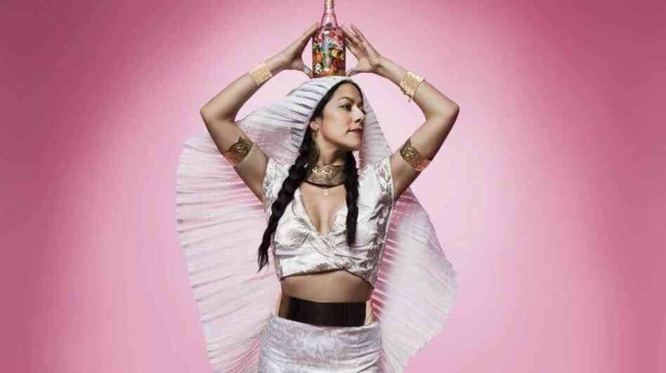 Lila Downs says "Zapata Se Queda" was inspired by a recurring dream in which the ghost of revolutionary icon Emiliano Zapata visited her home.