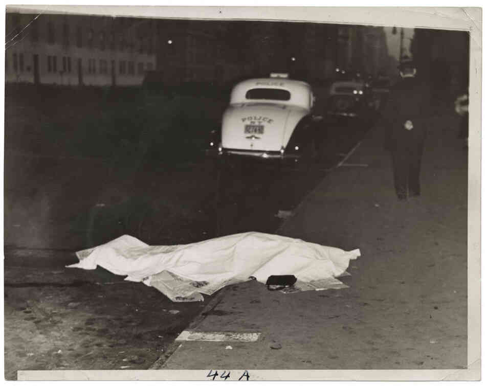 Girl jumped out of car, and was killed, on Park Ave., circa 1938