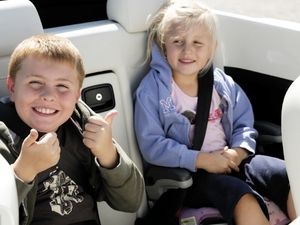 Booster seats reduce children's risk of injury by more than half. Booster seats reduce children's risk of injury by more than half.