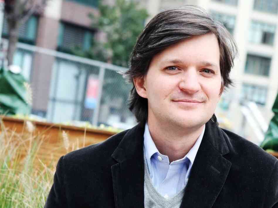 Joe Hagan is a contributing editor at New York Magazine and Vanity Fair. He has previously worked for The Wall Street Journal and The New York Observer. 
