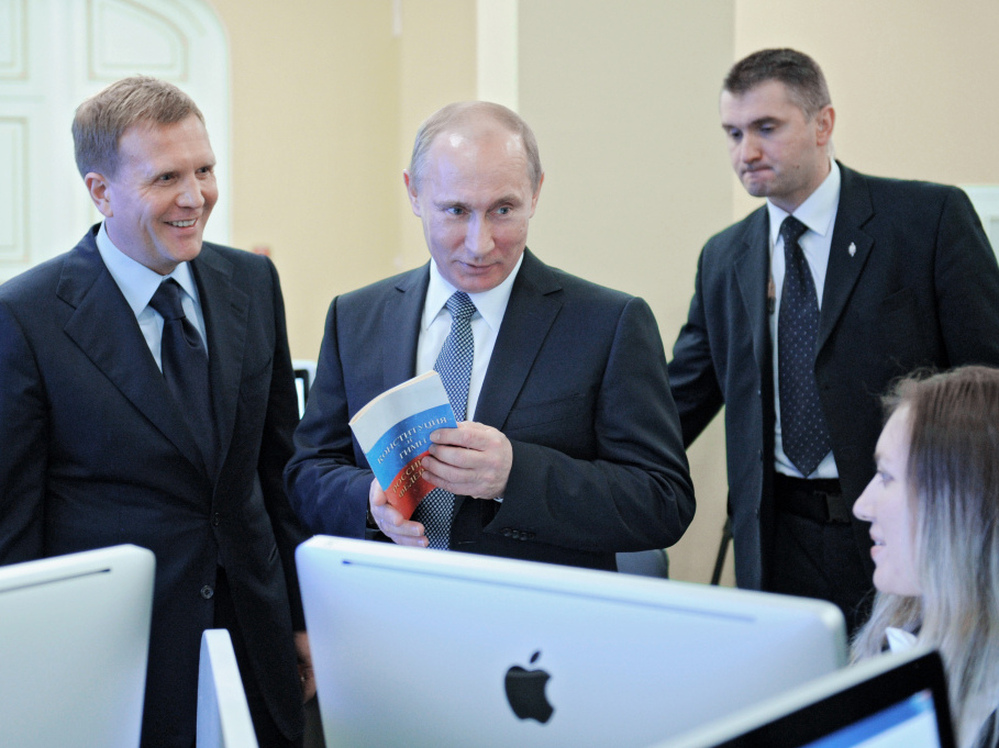 With the Russian presidential election set for next month, the heavily favored candidate, Prime Minister Vladimir Putin, visited the election center last week as it prepared for the polls. 