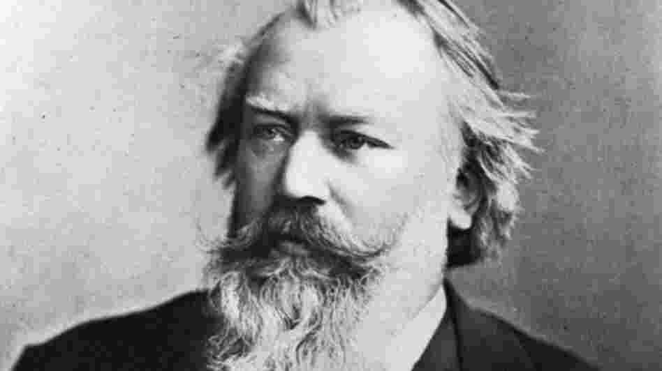 In the final movement of his Fourth Symphony, Johannes Brahms releases a pent-up tide of emotion.