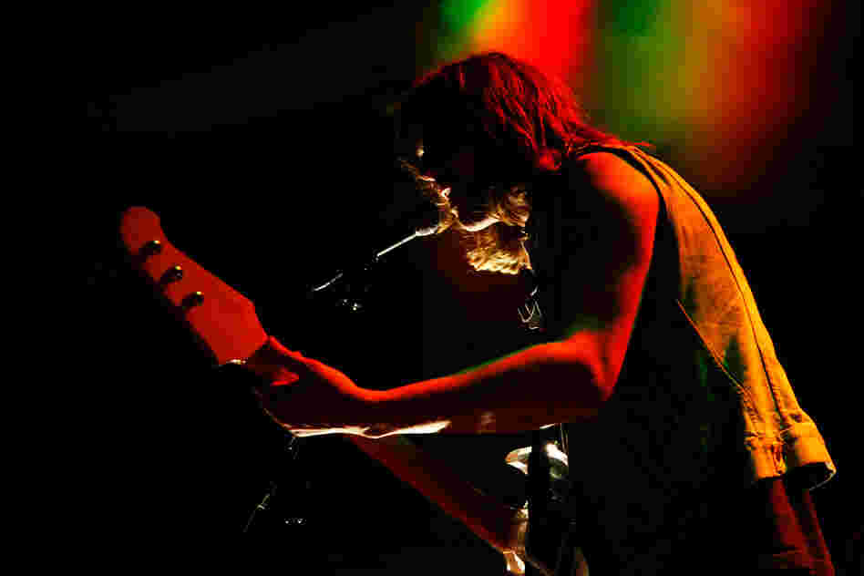The duo's set felt like it would fit perfectly in an cluttered garage. It felt grimy in a good way.