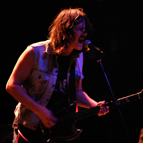 It got loud when one of the grittiest rock duos of the past decade played D.C.