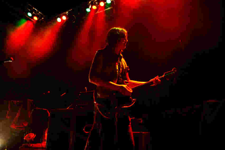 The band mixed pop with psychedelic rock and punk to make great strutting rock n' roll.
