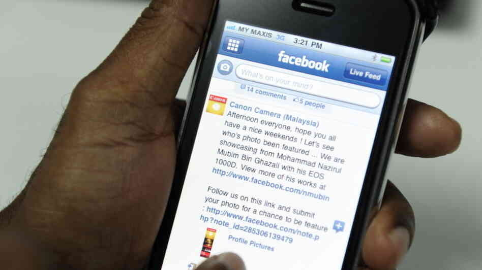 Analysts say that to succeed, Facebook needs to figure out how to sell ads on mobile platforms. Analysts say that to succeed, Facebook needs to figure out how to sell ads on mobile platforms.