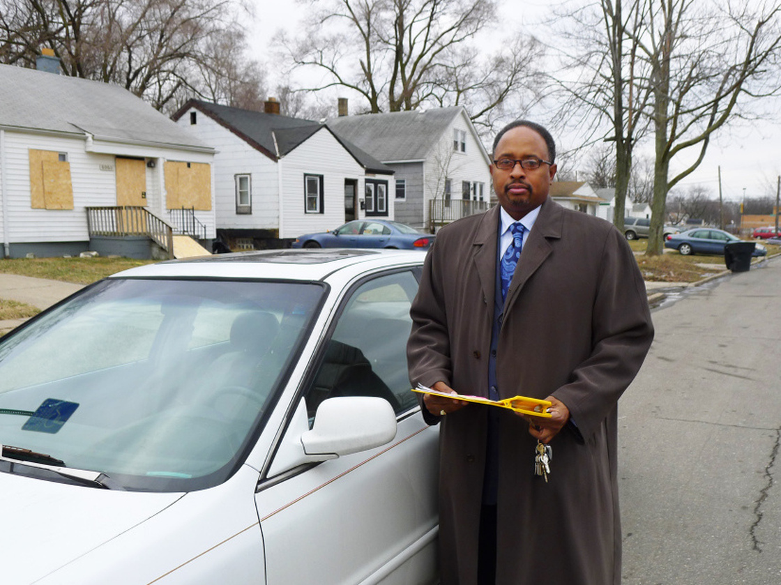 George Eason, an attendance agent with Detroit Public Schools, sets out to visit homes and check in with parents about school attendance. 
