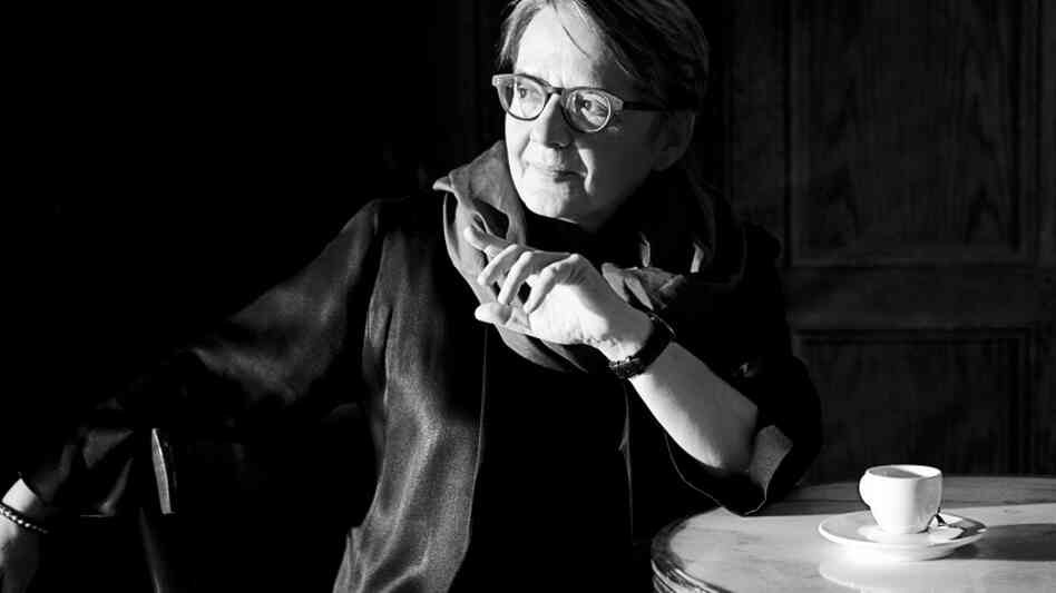 Director Agnieszka Holland has been praised — and criticized — for her unconventional treatment of the Holocaust in such films as Europa Europa and Angry Harvest. With In Darkness, she returns again to a subject she had once vowed never to revisit. Director Agnieszka Holland has been praised — and criticized — for her unconventional treatment of the Holocaust in such films as Europa Europa and Angry Harvest. With In Darkness, she returns again to a subject she had once vowed never to revisit.