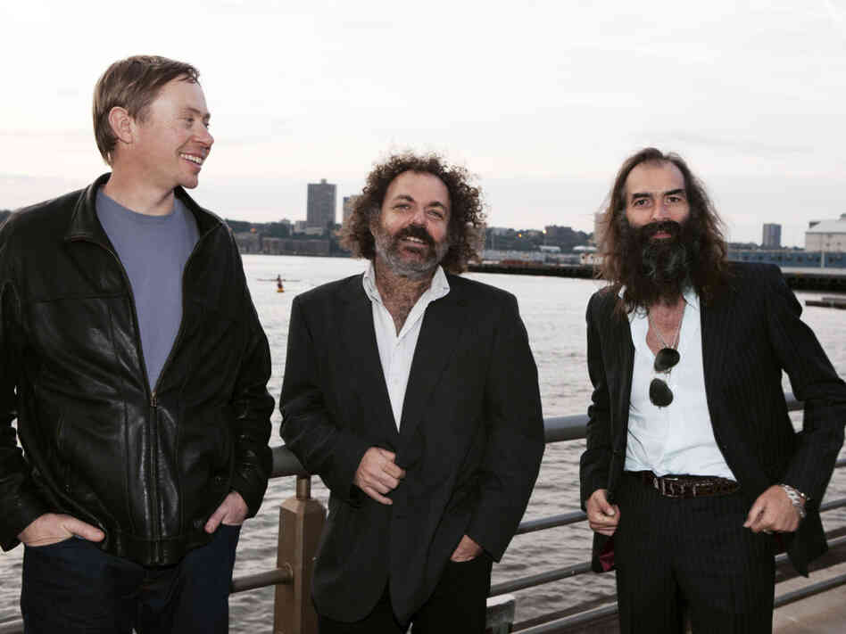 It's a pleasure to spend the holiday rolling around in the sumptuous beauty of Dirty Three's "The Pier." It's a pleasure to spend the holiday rolling around in the sumptuous beauty of Dirty Three's "The Pier."