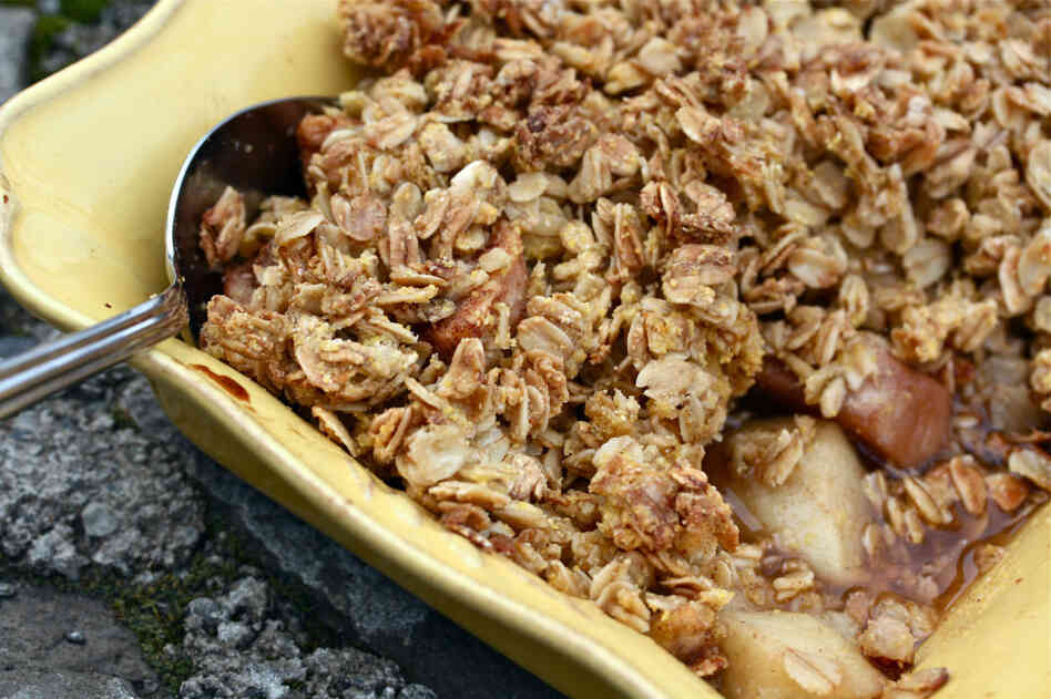  Pear-Apple Crisp 