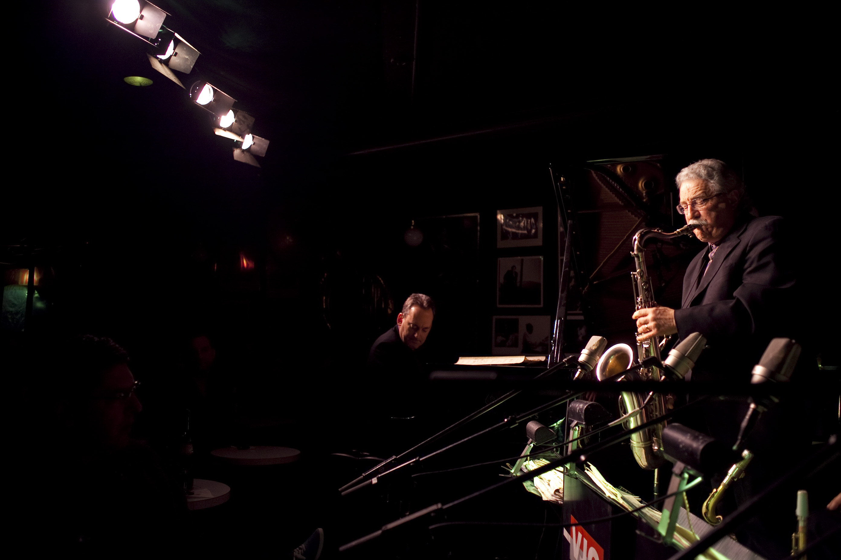 Saxophonist Ralph Lalama stands up for a solo, with Michael Weiss comping on piano.