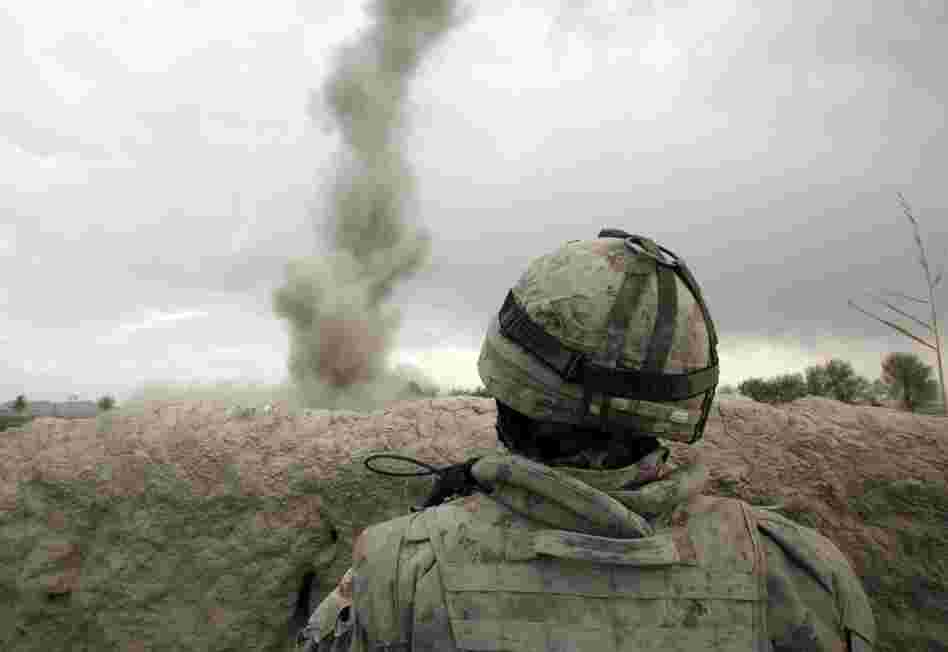 Traumatic brain injuries are most often caused by powerful blasts from improvised explosive devices. A roadside bomb explodes, and the concussive effect violently shakes the brain inside the skull. Traumatic brain injuries are most often caused by powerful blasts from improvised explosive devices. A roadside bomb explodes, and the concussive effect violently shakes the brain inside the skull.