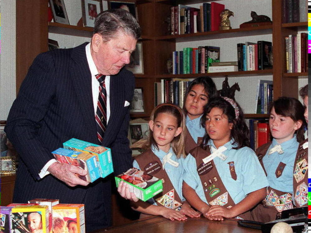 Would Indiana Rep. Bob Morris approve of his fellow Republican's endorsement of this organization? 1997: Former President Reagan receives cookies from members of Girl Scout Troop #313 as a gift for his 86th birthday.