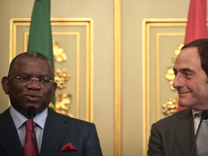 Portugal's minister of foreign affairs, Paulo Portas (right), meets with his Angolan counterpart, Georges Chikoti, during a press conference in Lisbon, Portugal, in 2010. A growing number of Portuguese workers are seeking employment in their country's former, resources-rich African colony. Portugal's minister of foreign affairs, Paulo Portas (right), meets with his Angolan counterpart, Georges Chikoti, during a press conference in Lisbon, Portugal, in 2010. A growing number of Portuguese workers are seeking employment in their country's former, resources-rich African colony.