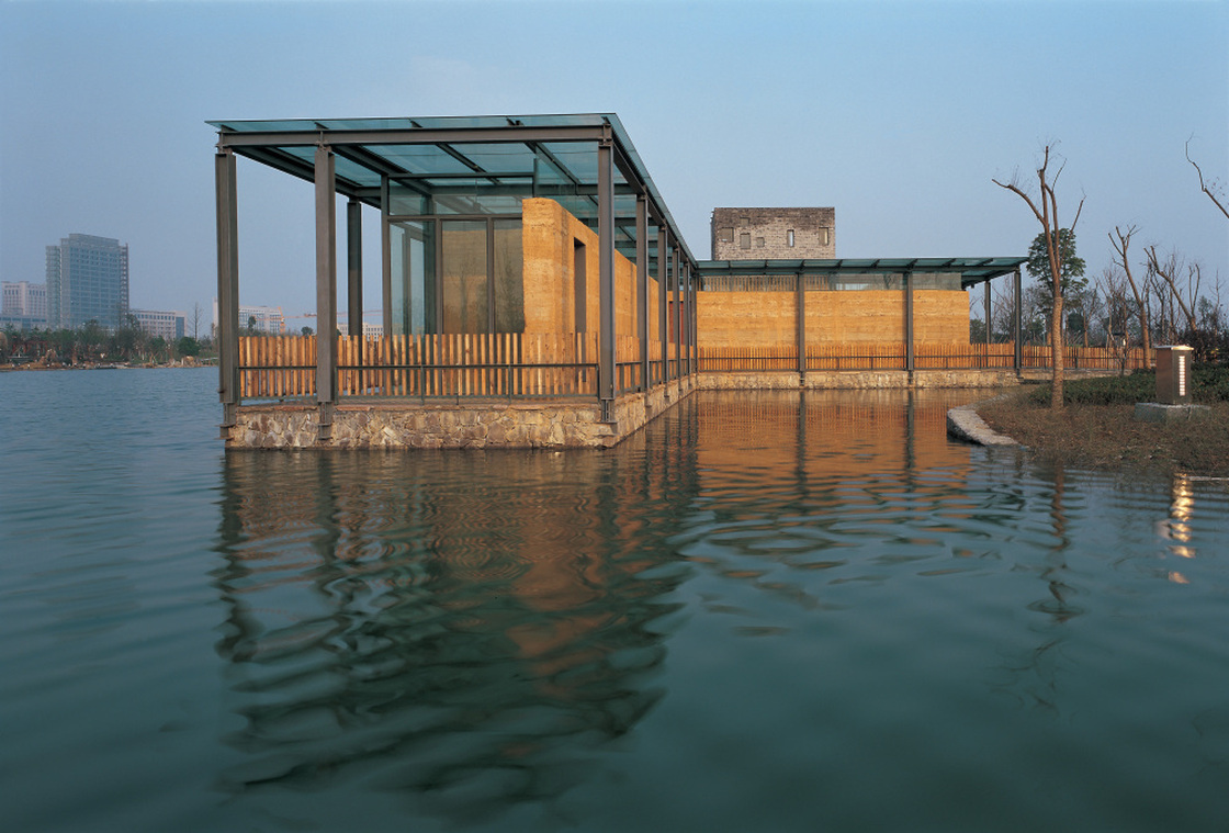 Wang's Five Scattered Houses in Ningbo, China, received acknowledgment from the Holcim Awards for Sustainable Construction.